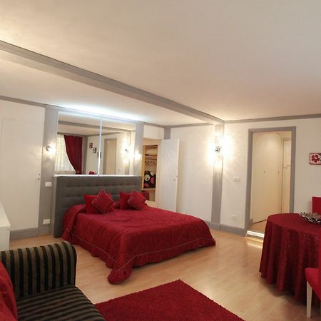 Luxury Fashion Suites โรม ภายนอก รูปภาพ